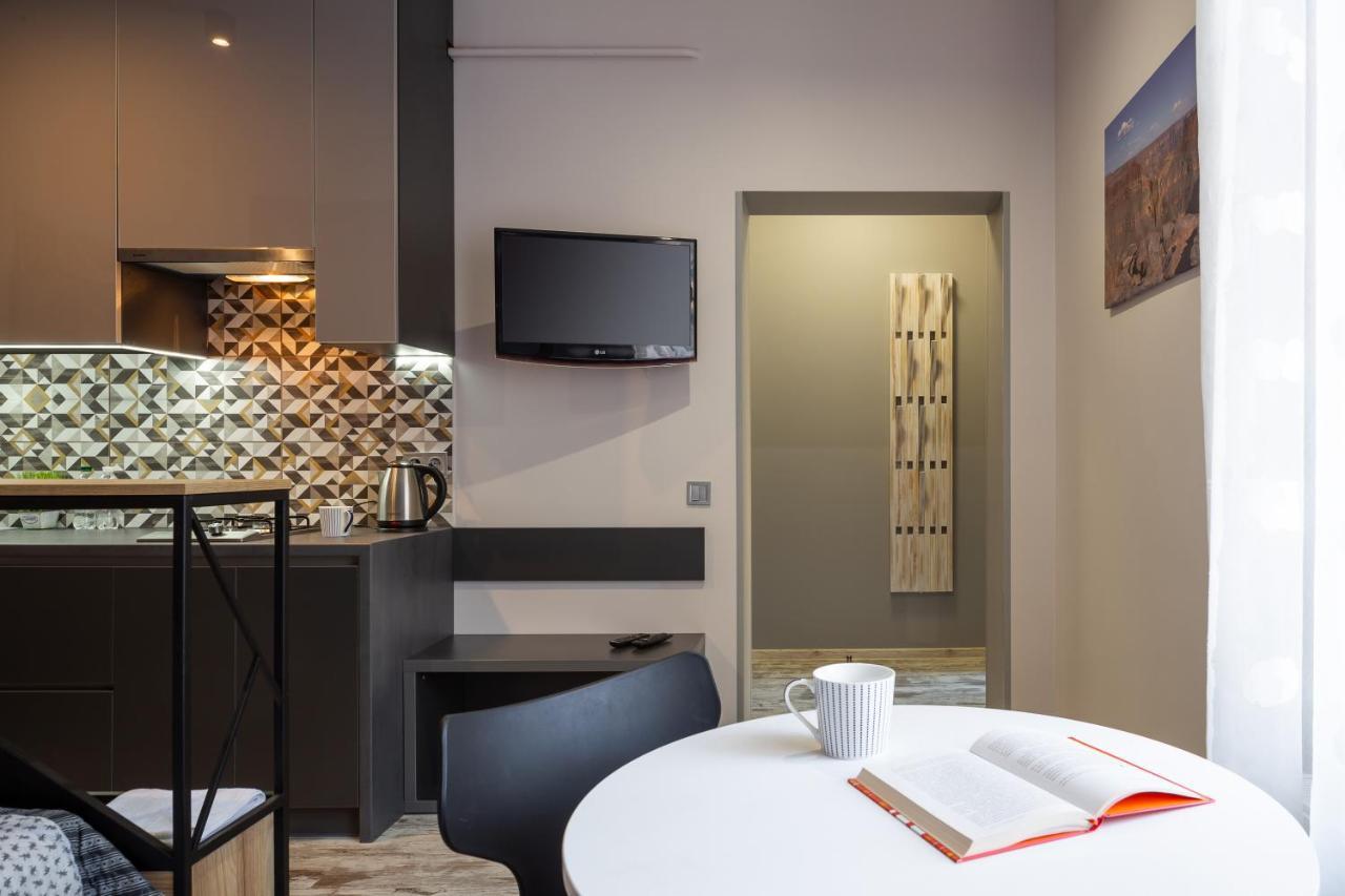 Lion King Danyla 1 Apartment Лвив Екстериор снимка